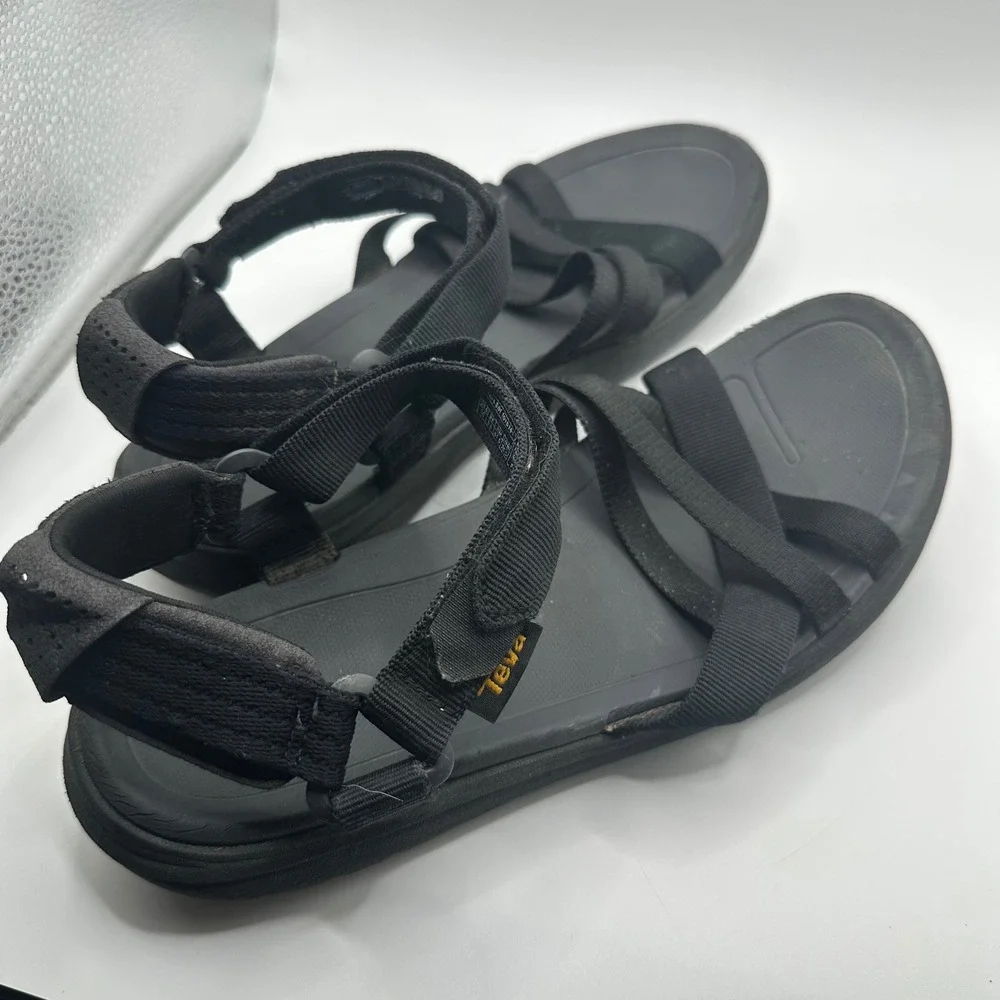 Teva Sanborn Universal Black Sport Sandals Mens 10 Womens 11 Hiking Shoes